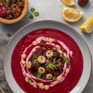 Beetroot and Spargel bean soup
