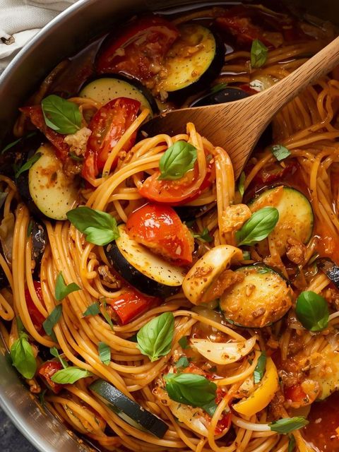 Jednogarnkowe spaghetti ratatouille