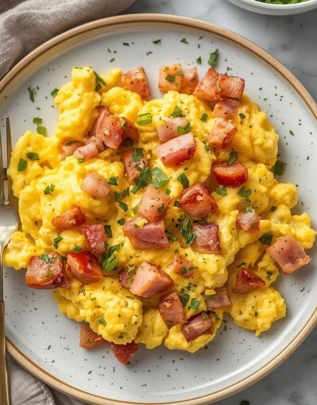 Rührei mit Schinken (glutenfrei)