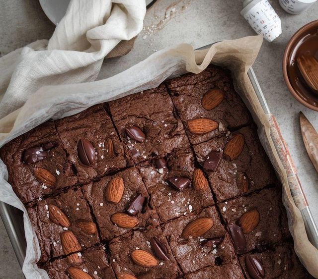 Low Carb Chocolate Coconut Brownies