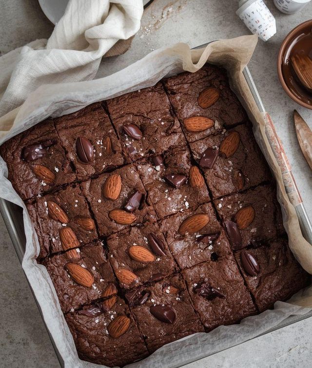 Low Carb Chocolate Coconut Brownies