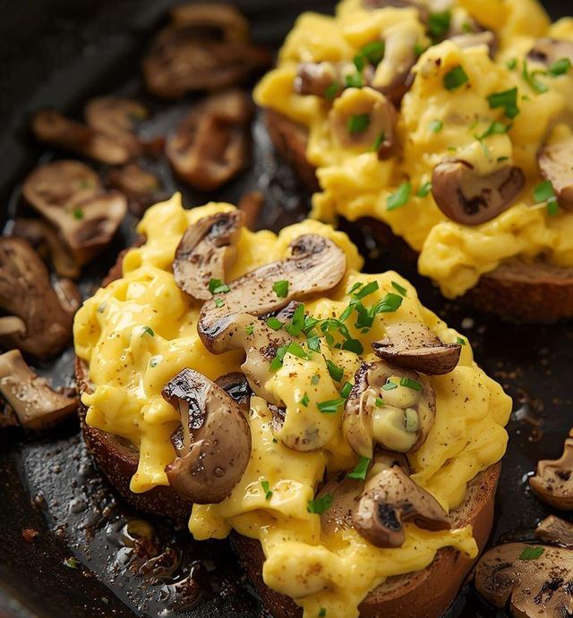Mushroom Scrambled Eggs