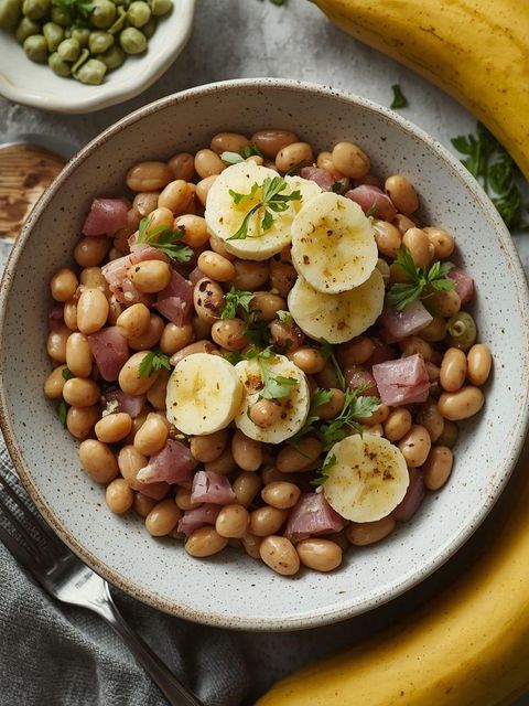 Bean salad with ham and banana cream