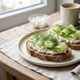 Graham Bread DASH Sandwiches with Semi-Skimmed Curd Cheese and Fresh Cucumber
